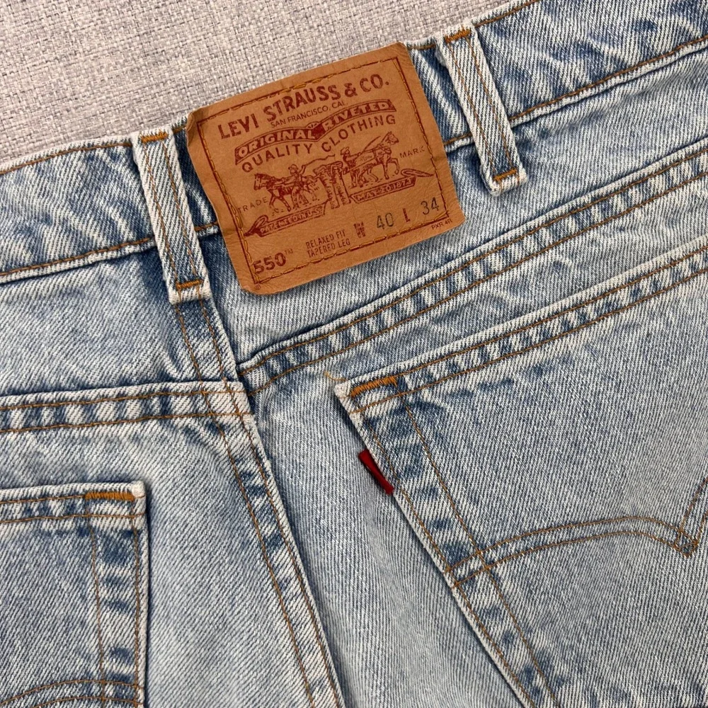 VTG 90s Levis 550 Jeans Men 40x34 Relaxed Tapered USA Made Light Wash Batwing